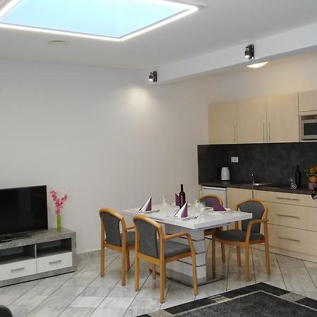 Fueredi Haz Apartman Apartment Sopron Ngoại thất bức ảnh