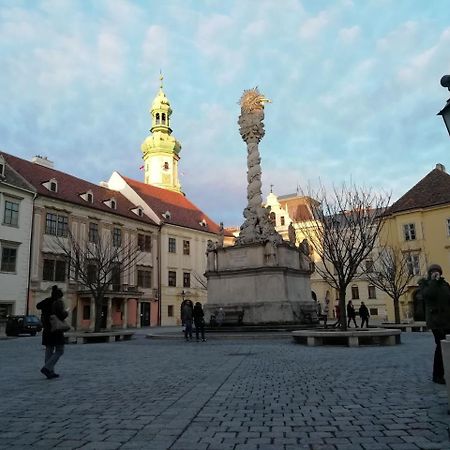 Fueredi Haz Apartman Apartment Sopron Ngoại thất bức ảnh
