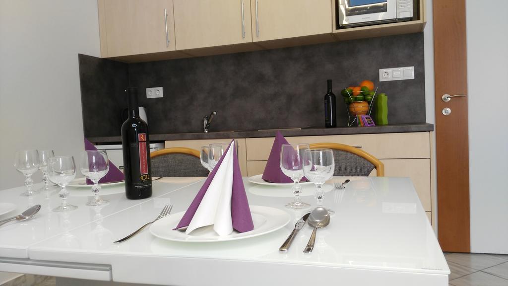 Fueredi Haz Apartman Apartment Sopron Ngoại thất bức ảnh
